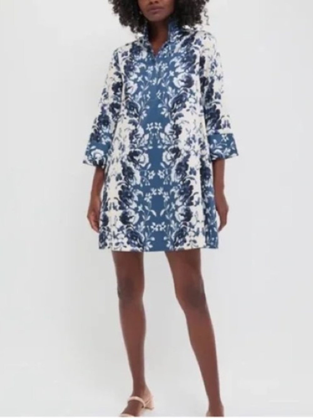Tuckernuck Megan Stretch Cotton Shift Dress Pockets in Indigo Reflection medium